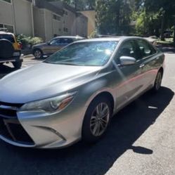 Camry SE 2016 For Sale