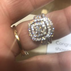 14 karat solid gold 1..50carat natural high quality diamond bridal set