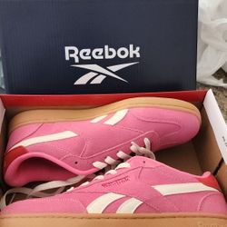 Pink And White Reeboxs