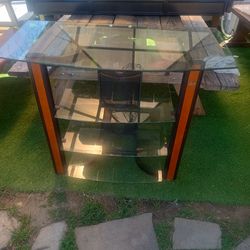 Mesa de vidrio para adornos o tv