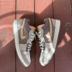 Jordan 1 Low
