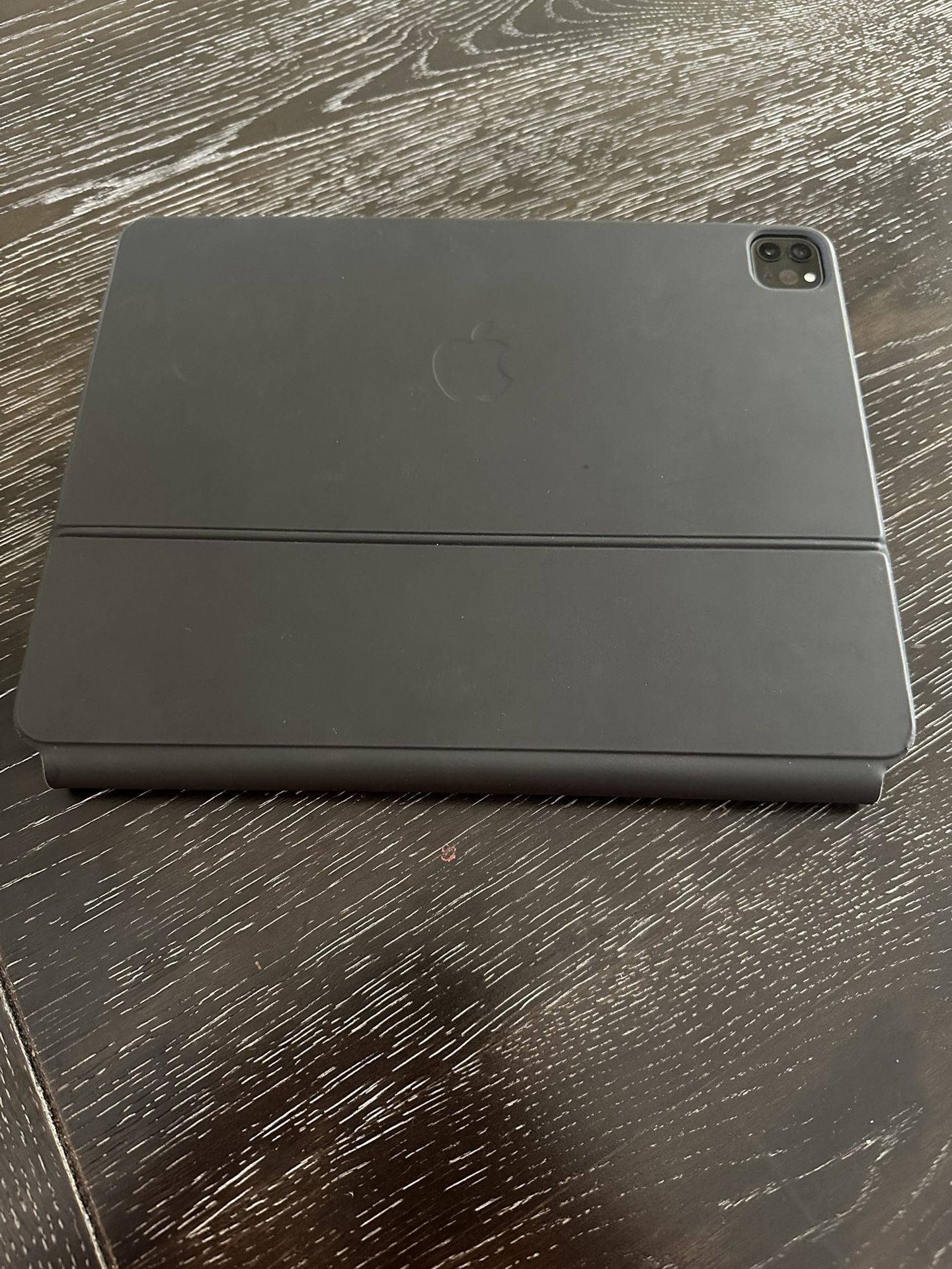 Apple iPad Pro 12.9-inch (5th Gen) W/ Magic Keyboard 256 GB WiFi + Cellular