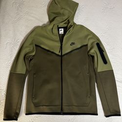 Nike Sportswear Tech Fleece Hoodie / Zip-up