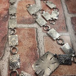 #1531 GORGEOUS VINTAGE MID 1900 SIGNED (SILVEL) FLOWER BELT 33"INCHES
