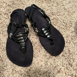 Women’s Sandals 