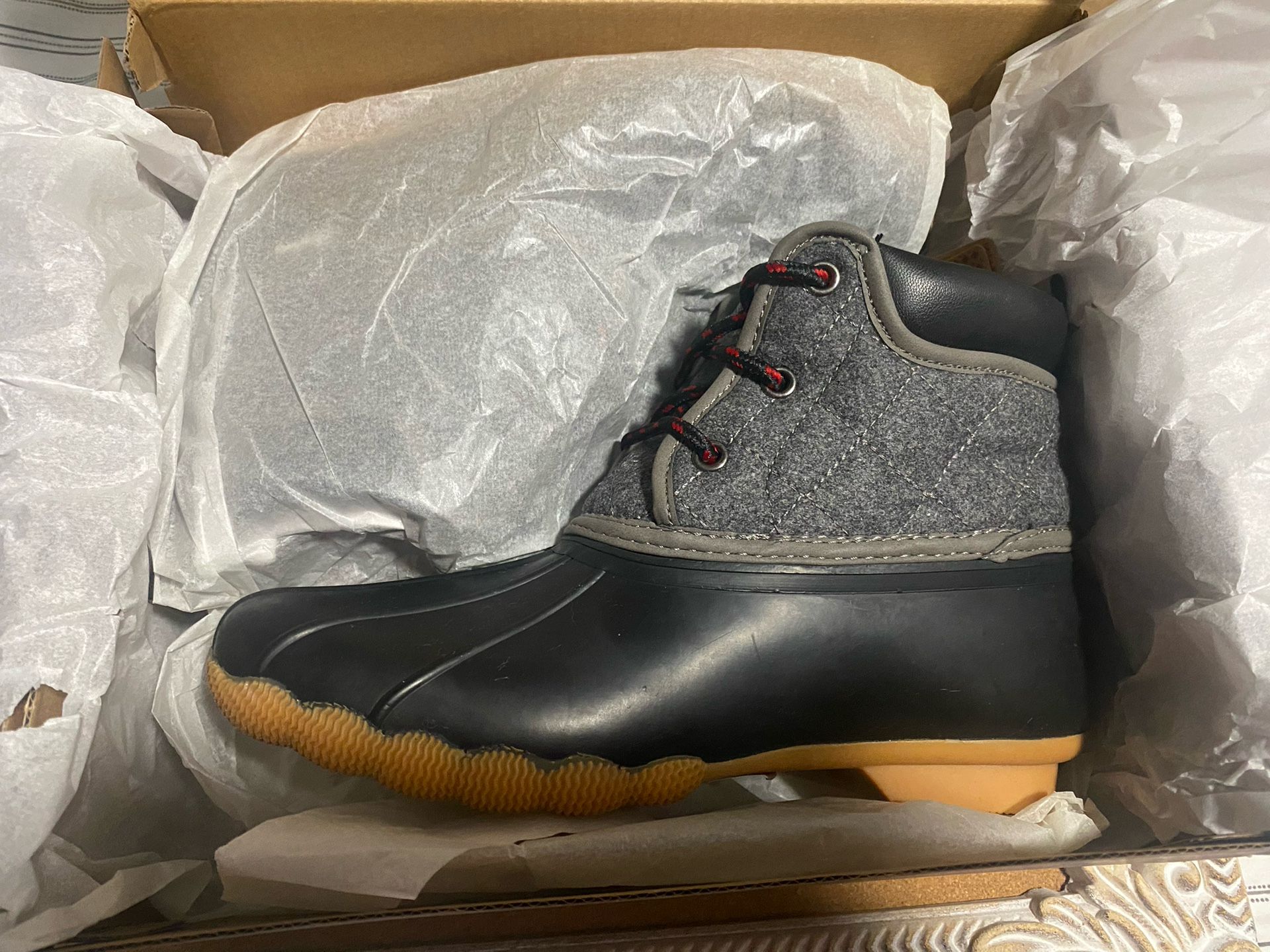 Sketchers Boots, Size 7.5