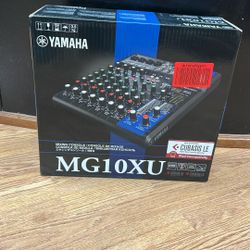 Yamaha Mixing Console