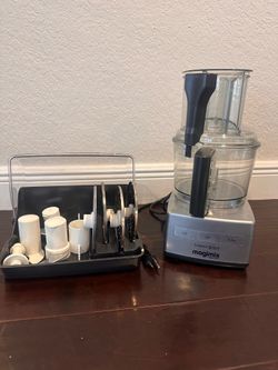 Magimix Compact 3200 XL Food Processor + Bonus Juicer Kit!