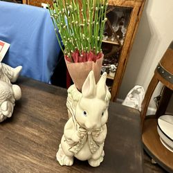 Lennox Rabbit Vase 