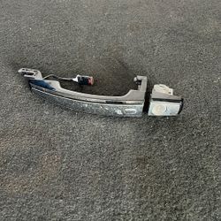17-22 Buick Encore Left Front Door Handle 2017 2018 2019 2020 2021 2022