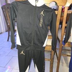 Jordan Suit Boys 4t