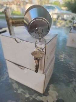 Chapas para puerta son nuevos son dos