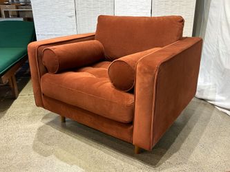NEW! ARTICLE Sven 42″ Tufted Velvet Lounge Chair – Hale Rust