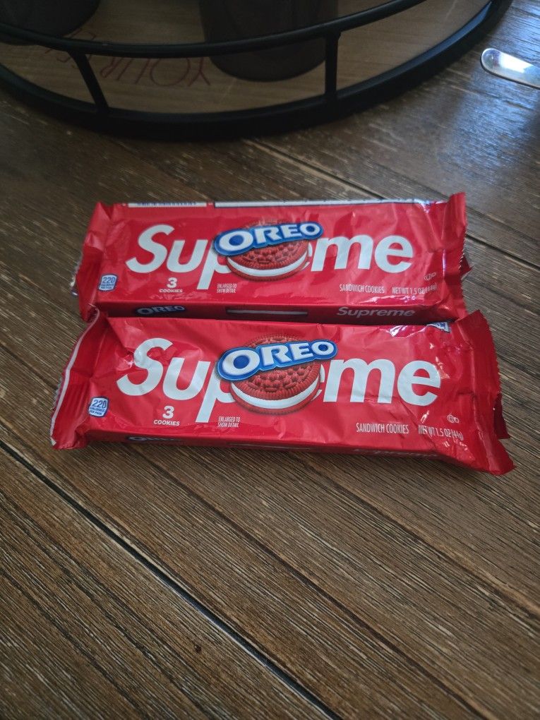 Oreo Supreme Unopened ( Expire Cookis)