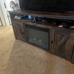 Working Electric Fireplace/entertainment Center