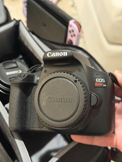 Canon Rebel T6 (EOS 1300D) – Like New