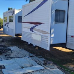 2 slide outs park model travel trailer...... new tires... California title 