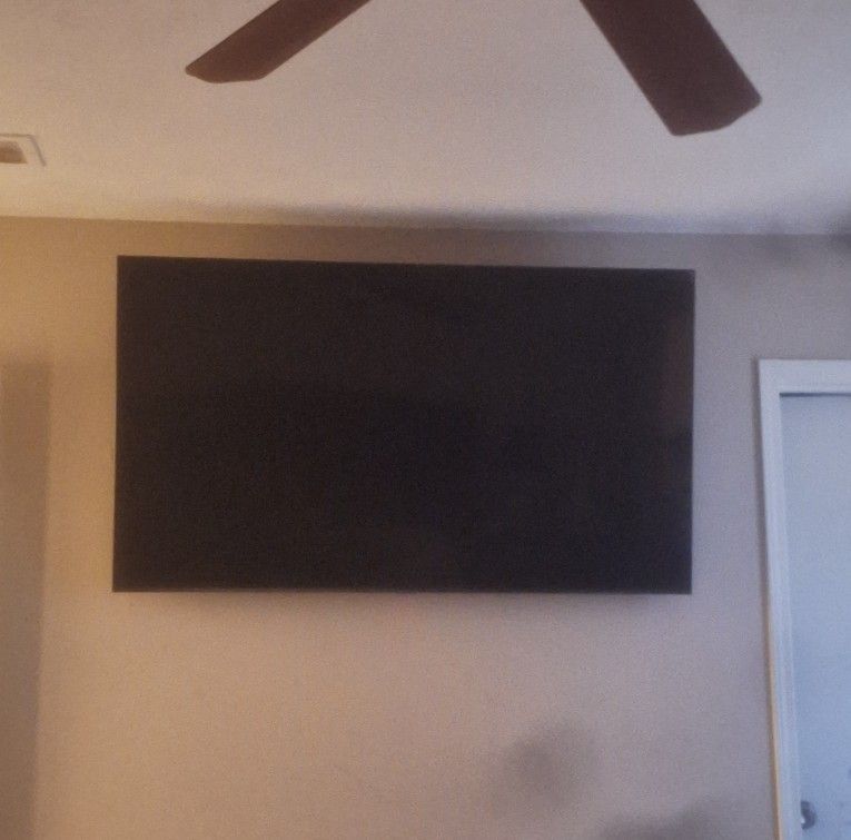 65" Inch UHD Samsung Smart TV Must go!!! For only $400