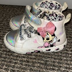 Minnie Mouse Shoes 