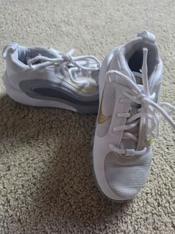 Nike Boys Shoes Size 1.5
