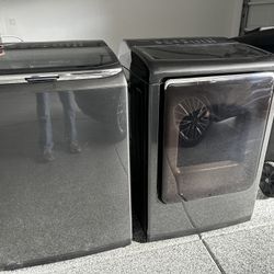 Smashing Washer & Dryer 