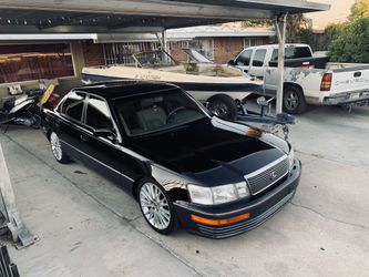 1994 Lexus LS 400