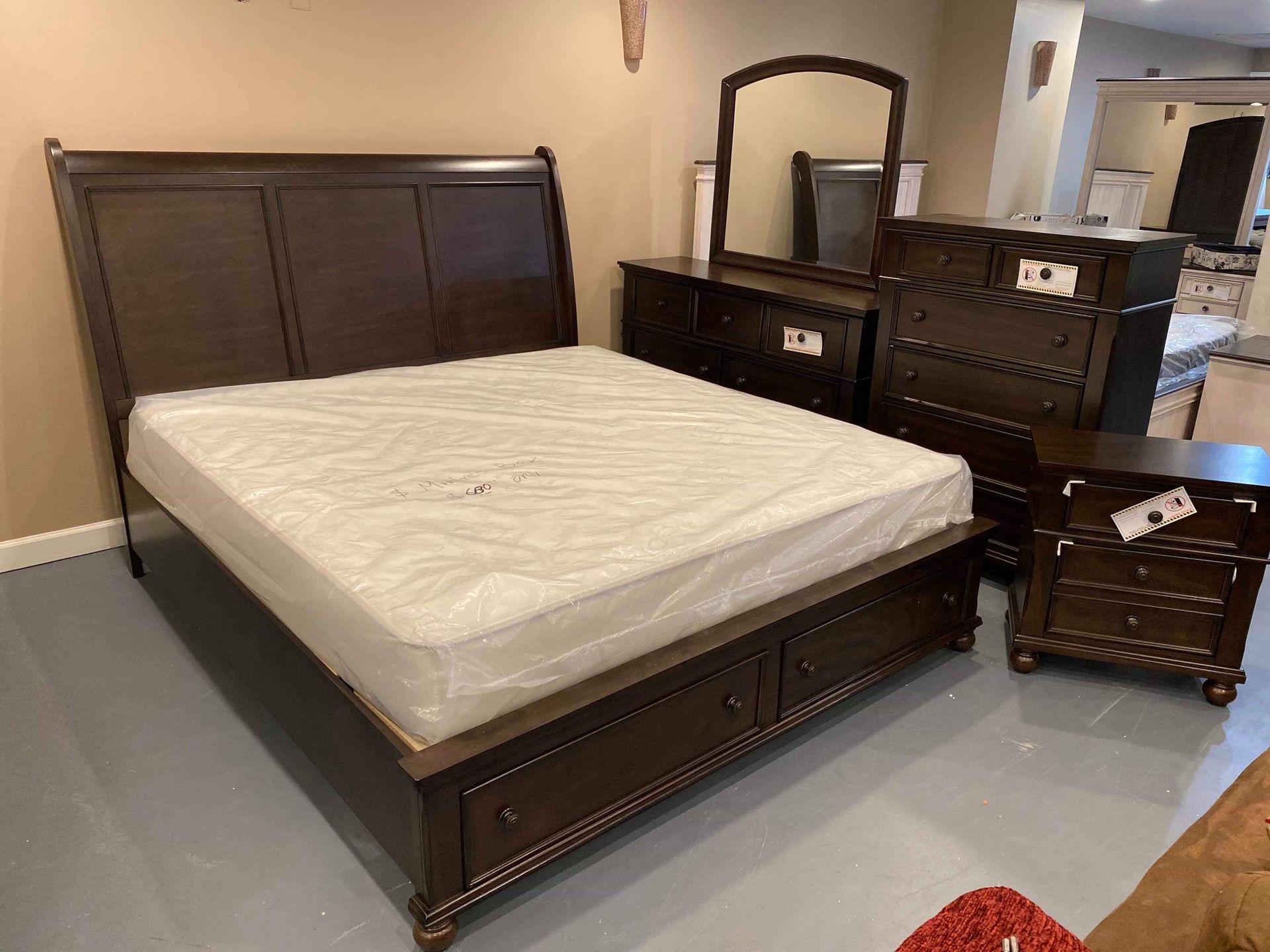 New 5pc King Bedroom Set