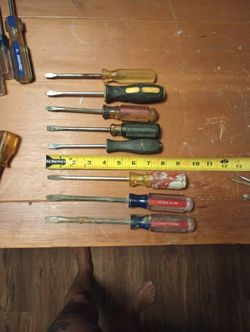 Flathead Screwdrivers $2 Each