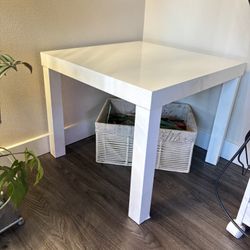 Caffe Table