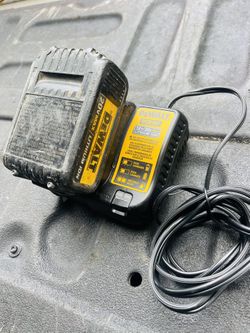 DEWALT CHARGER
