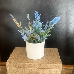Beautiful Faux Flowers $5