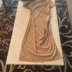 Beige t-Shirt dress With Slit 