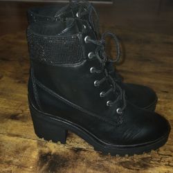 Black Lace Up Boots with Chunky Heel