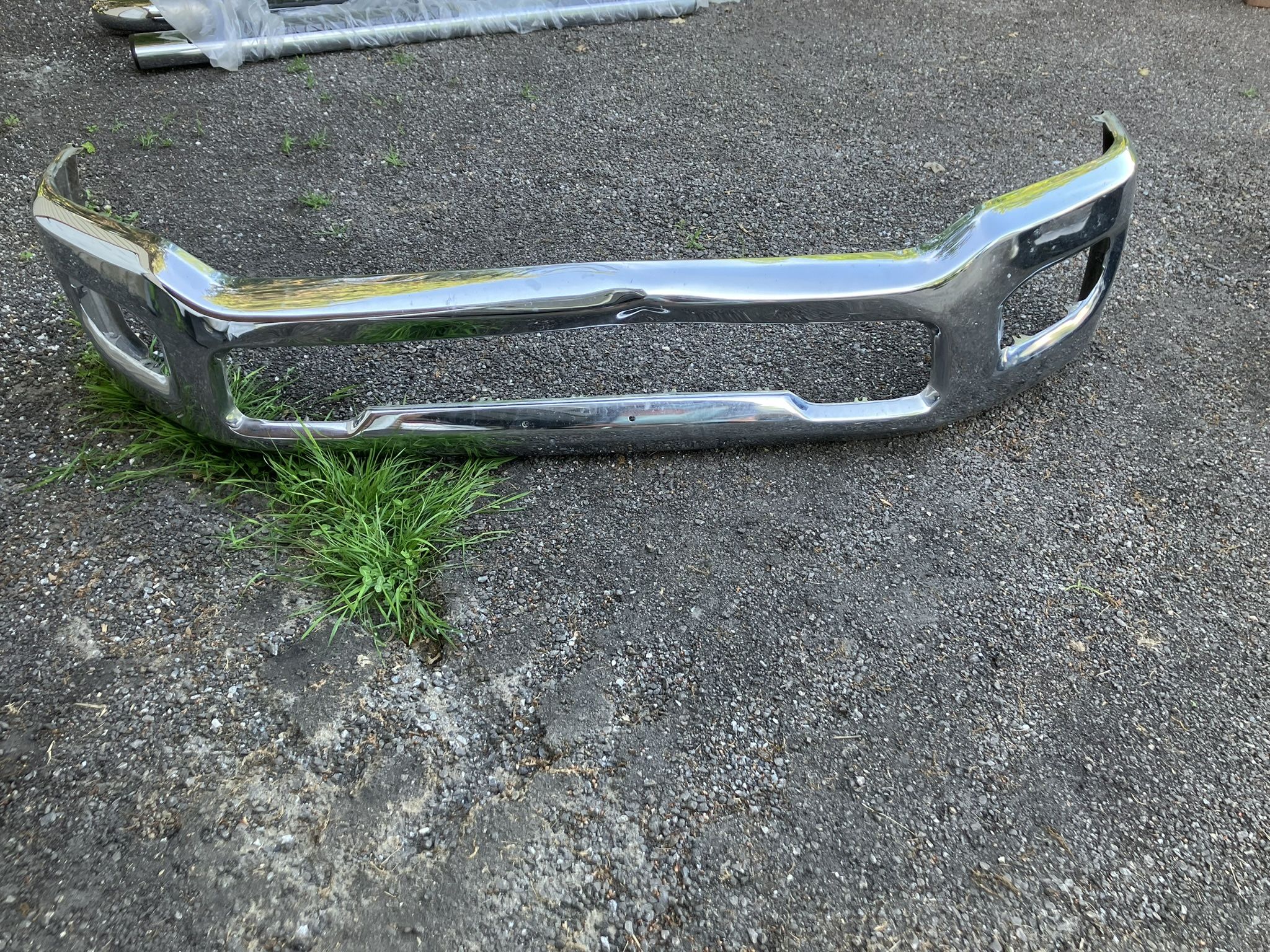 Dodge Ram 1500 Silver front bumper yr. 2014-18 has some scratches