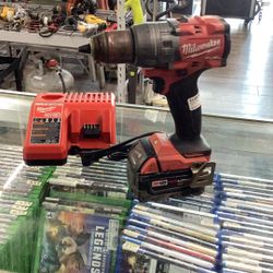 Milwaukee Hammer Drill 18volts 