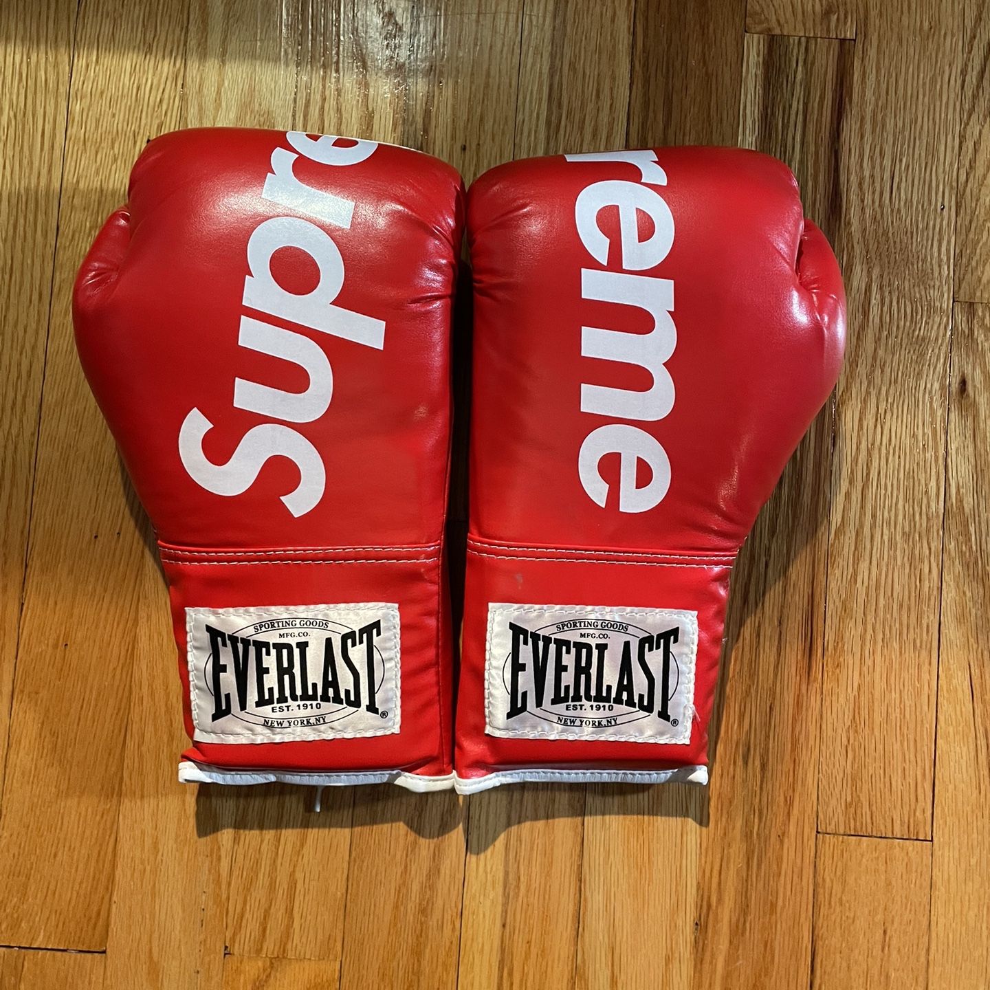 Supreme boxing gloves!?! 