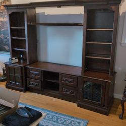 aspenhome I85 Entertainment Center, Adjustable