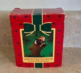Vintage Hallmark Ornament Three Kittens In A Mitten