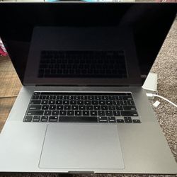 MacBook Pro i7, 2.6 GHz, 16in Retina