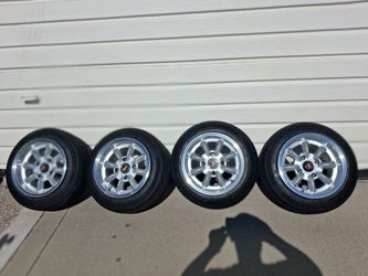13x8 rota wheels and 175/60/13 tires 4x114.3
