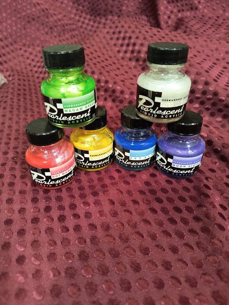Pearlscent Liquid Acrylic (6)