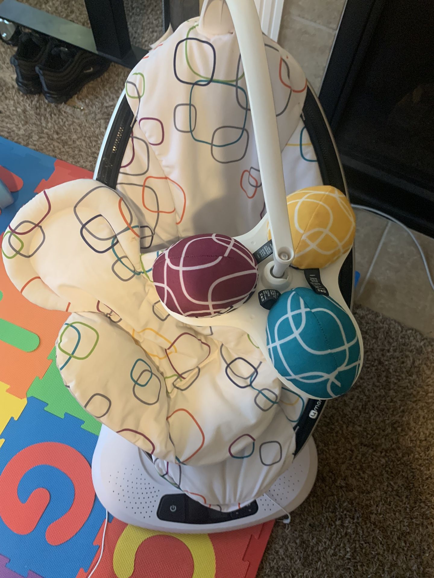 4moms Mamaroo