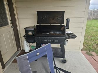 Pellet Smoker