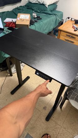 32” Small Electric Standing Desk Adjustable Height