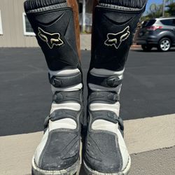 Women’s FOX Dirt Bike boots Size 10