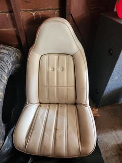 1973-77 MC Bucket Seats 