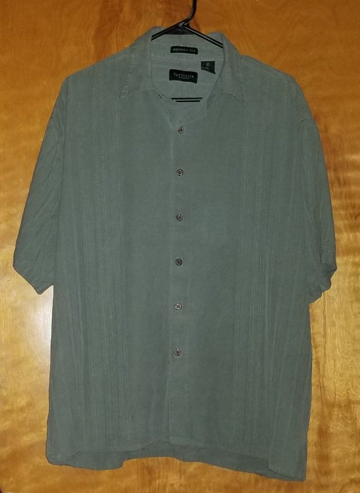 Men's Van Heusen Studio Short-Sleeve Washable Silk Large Green Button Down Shirt