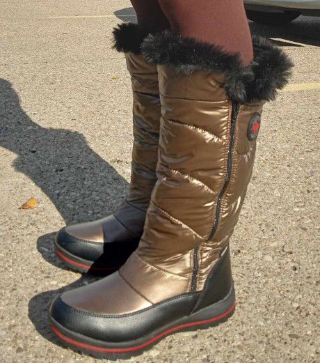 Cougar Canada Bistro Snow Boots- Bronze Size 9 