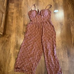 Woman’s Brand New Romper With Tags Shipping Available