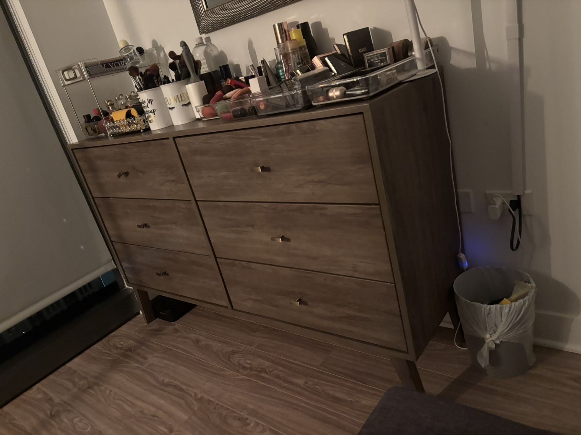 Brown 6-Drawer Dresser